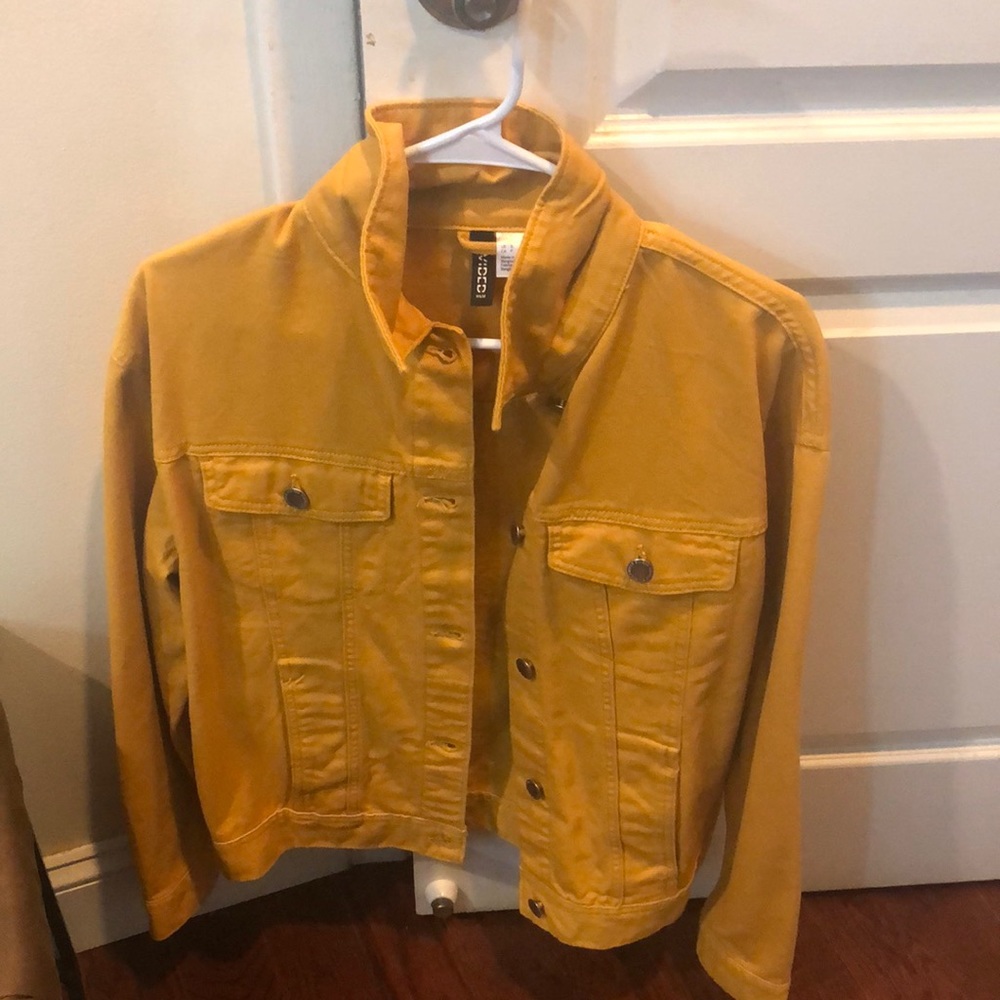 Jean yellow light jacket for spring